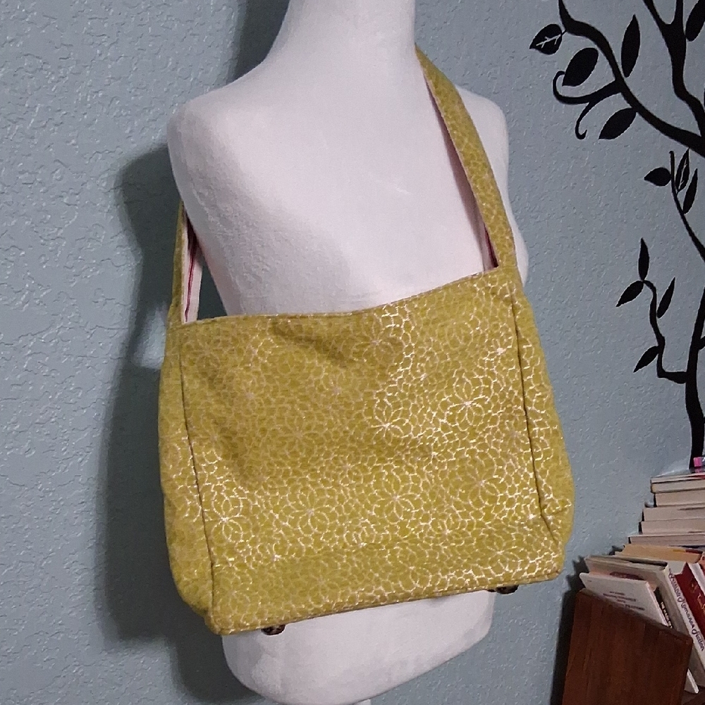Elegant Lime Green Floral Women's Shoulder Bag